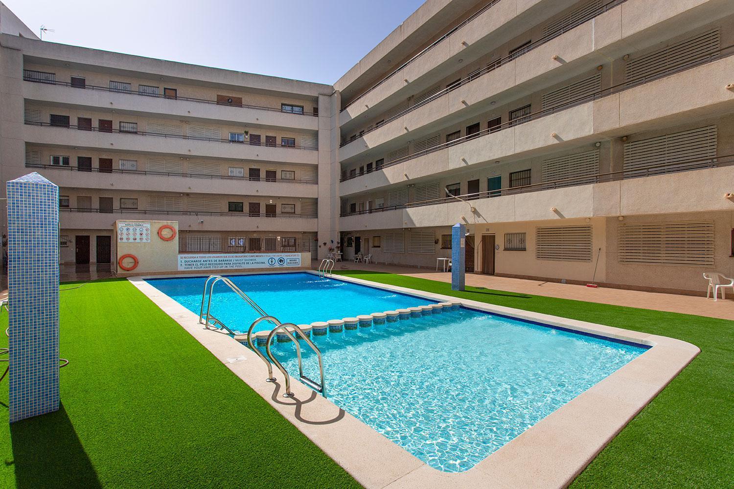 Ch San Pascual Torrevieja Apartment Екстериор снимка